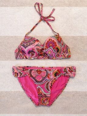 ✨ Aerie Two Piece Pink Paisley Bikini Set Size 34B & M